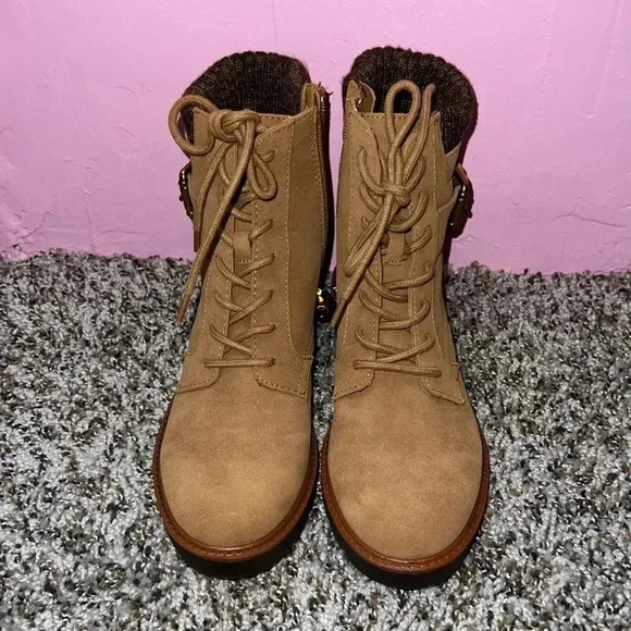 Tommy Hilfiger Boots - Picture 11 of 14